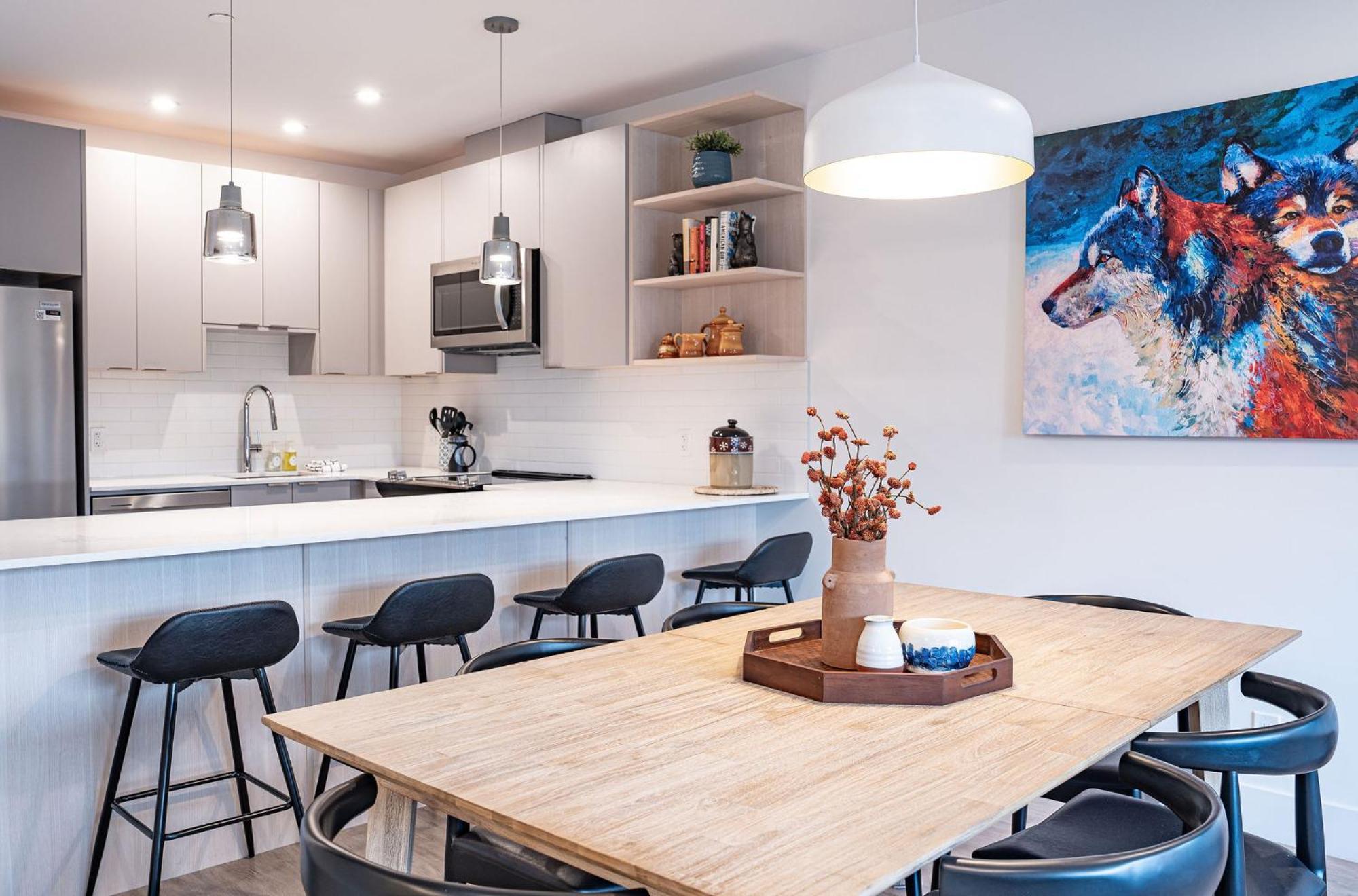 Bluebird Daze By Revelstoke Vacations Appartement Buitenkant foto